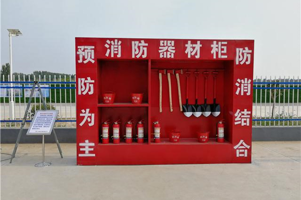 建筑工程施工現(xiàn)場的消防安全由誰負(fù)責(zé)